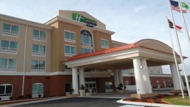 Holiday Inn Express And Suites Smithfield - Selma I-95 image