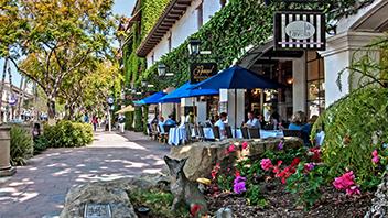 Walkable Downtown Minutes from Vibrant Waterfront