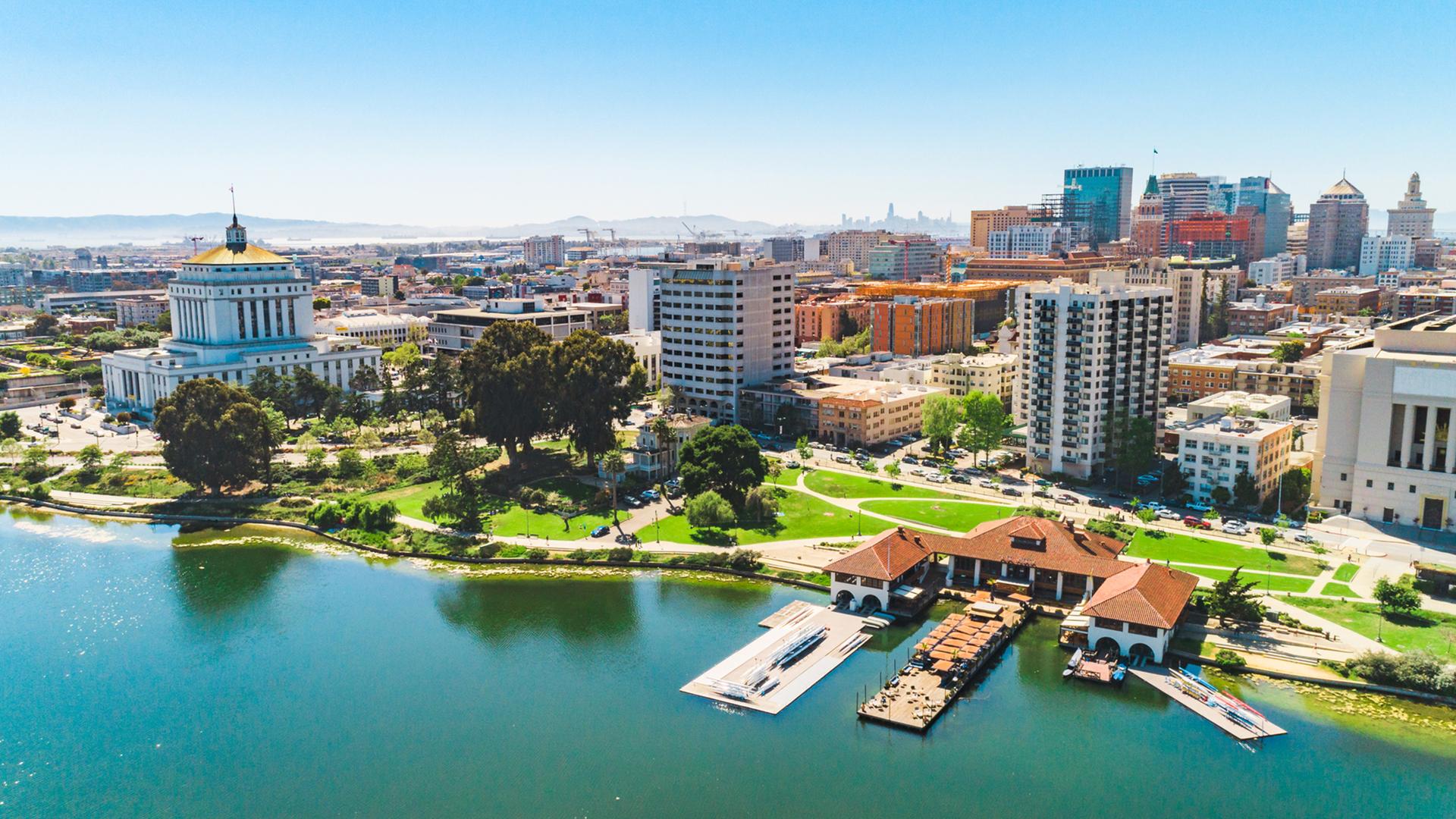 Just 12 minutes from San Francisco, Oakland offers a trendy culinary and vibrant arts scene.