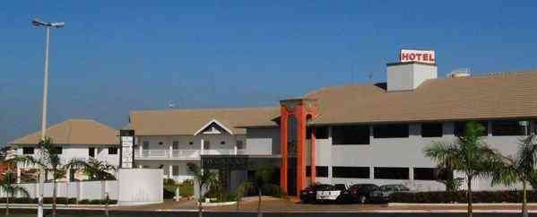 Maduga Palace Hotel a Valentim Gentil, BR