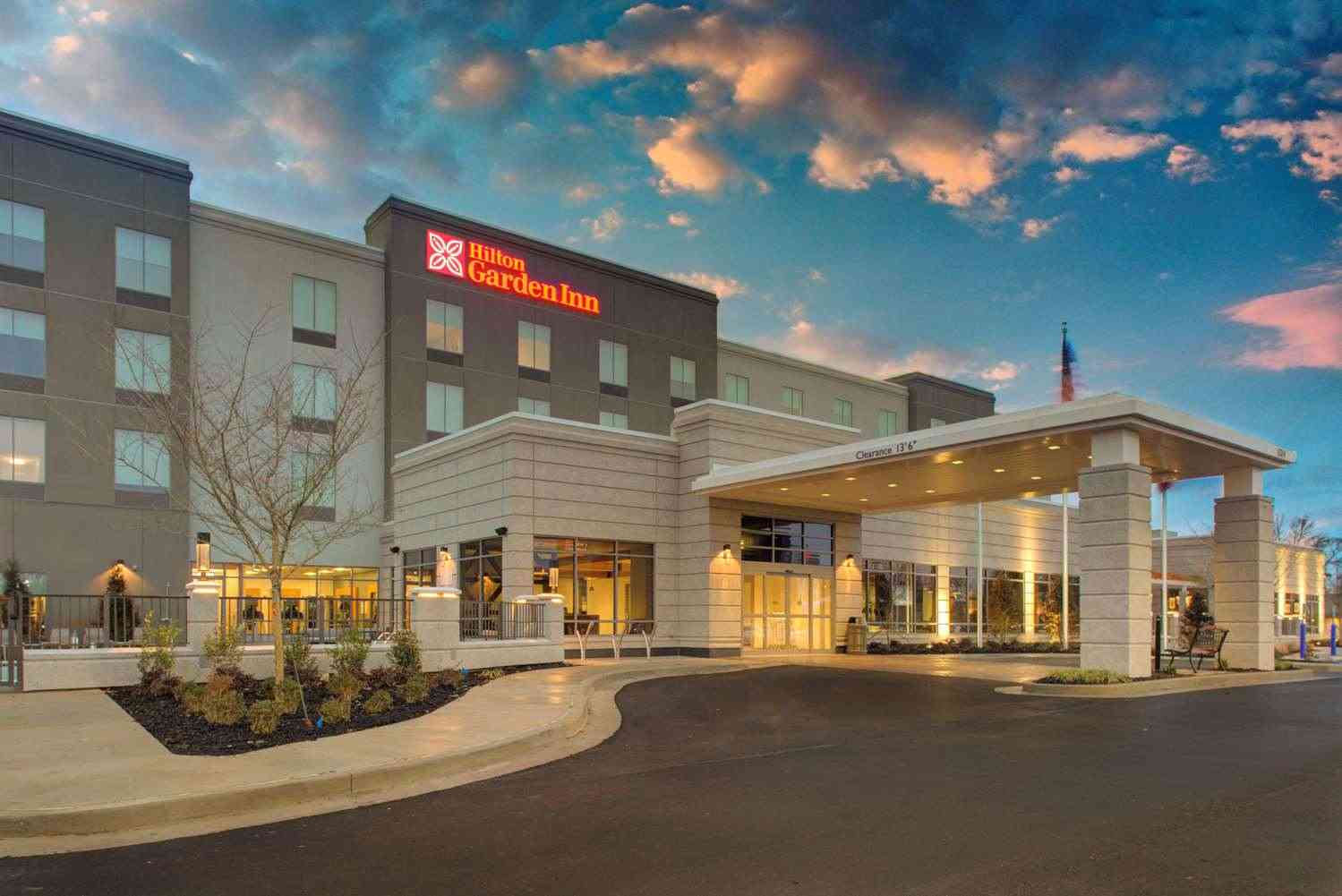 Jackson, TNにおけるHilton Garden Inn Jackson 