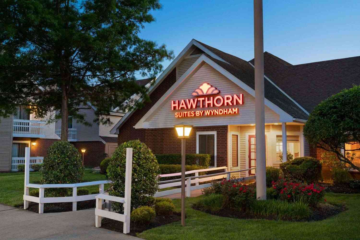 廷顿瀑布, NJ 的 Hawthorn Suites by Wyndham Tinton Falls