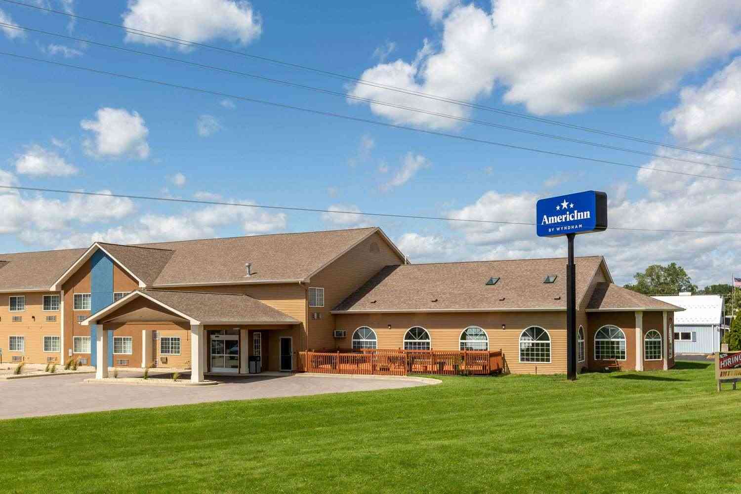 AmericInn by Wyndham Jefferson em Jefferson, WI