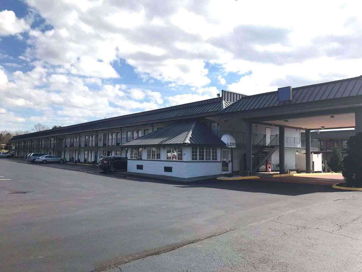 Days Inn by Wyndham Knoxville North em Knoxville, TN