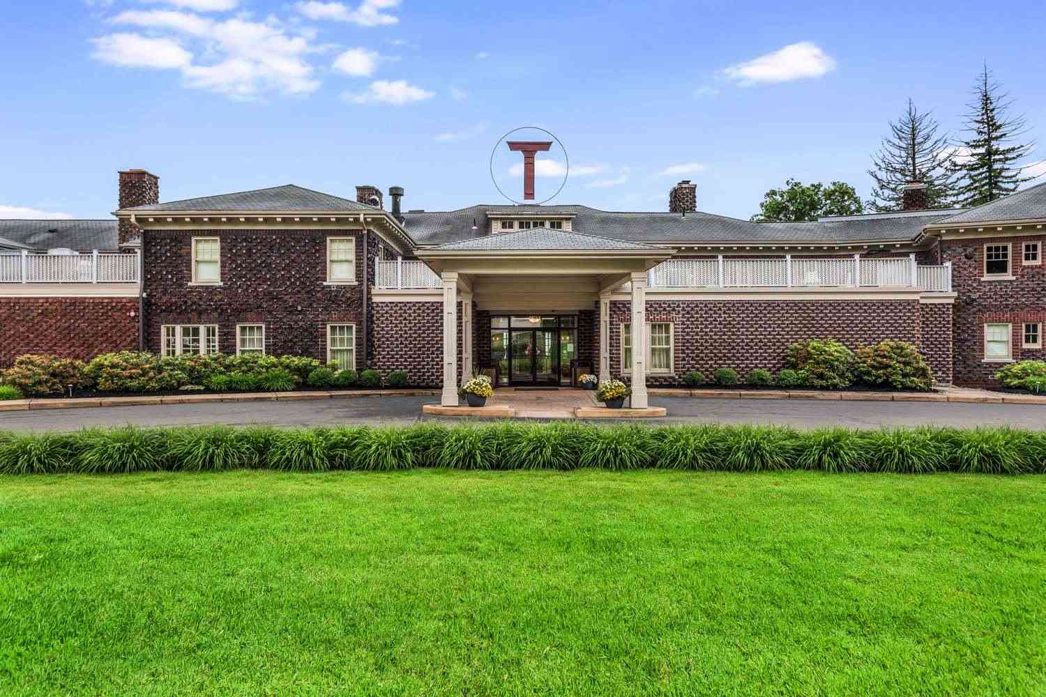 Binghamton, NYにおけるTraditions Hotel & Spa, an Ascend Hotel Collection Member 