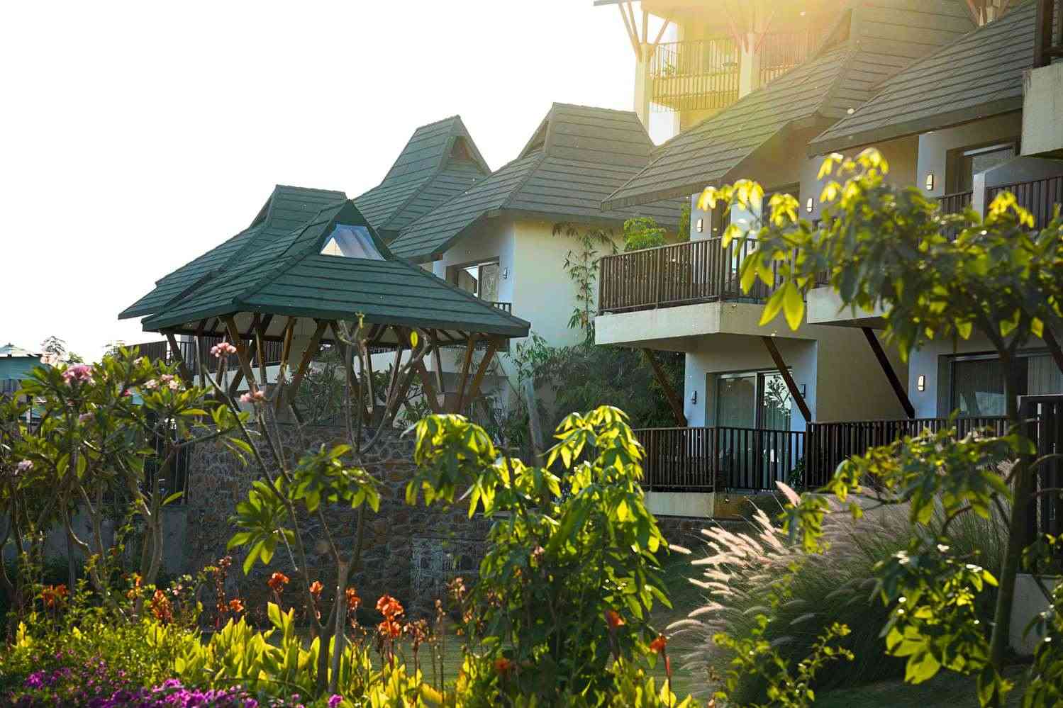 Nashik, IN 的 Radisson Resort Hatgad Saputara