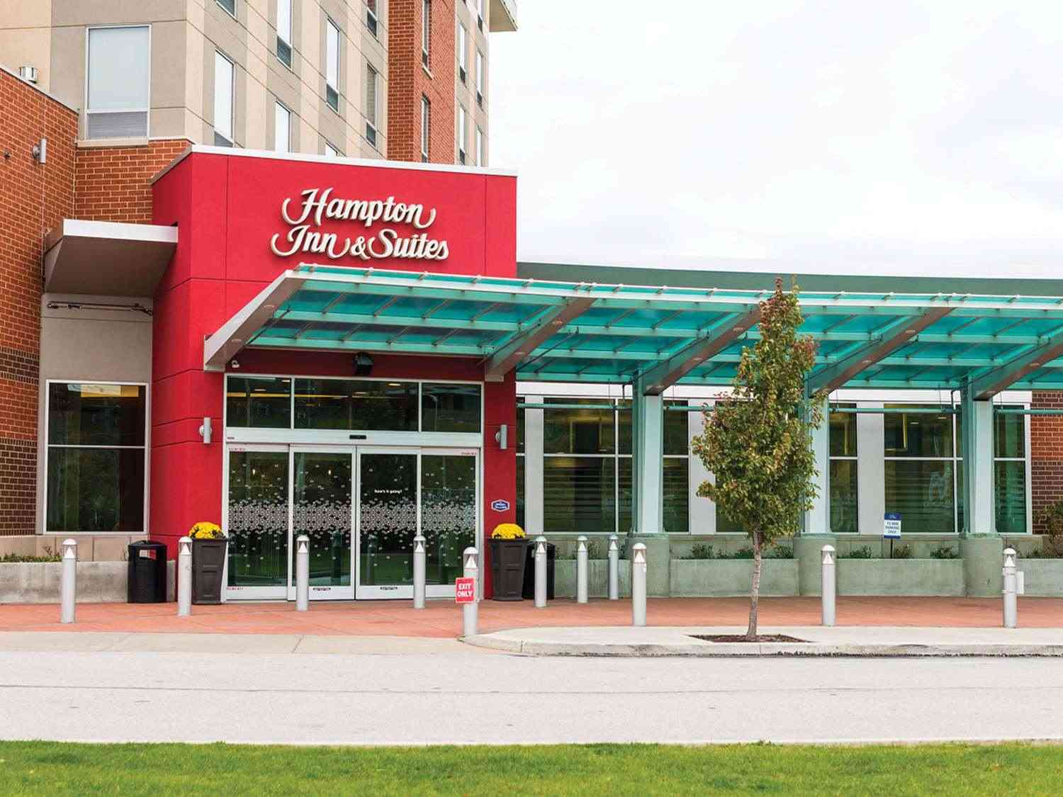 Hampton Inn & Suites Erie Bayfront, Erie, PA