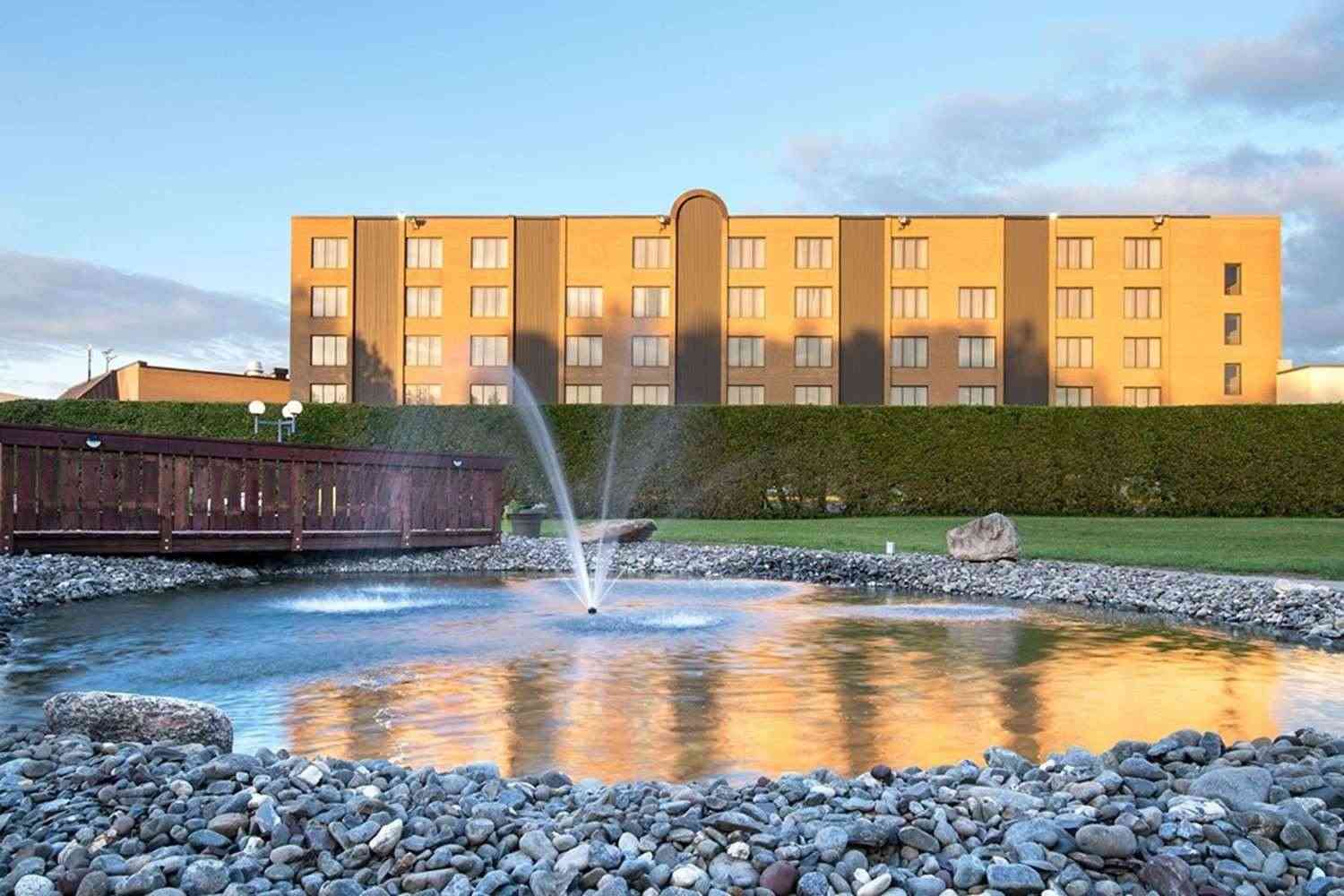 Hotel Le Victorin, Ascend Hotel Collection a Victoriaville, QC