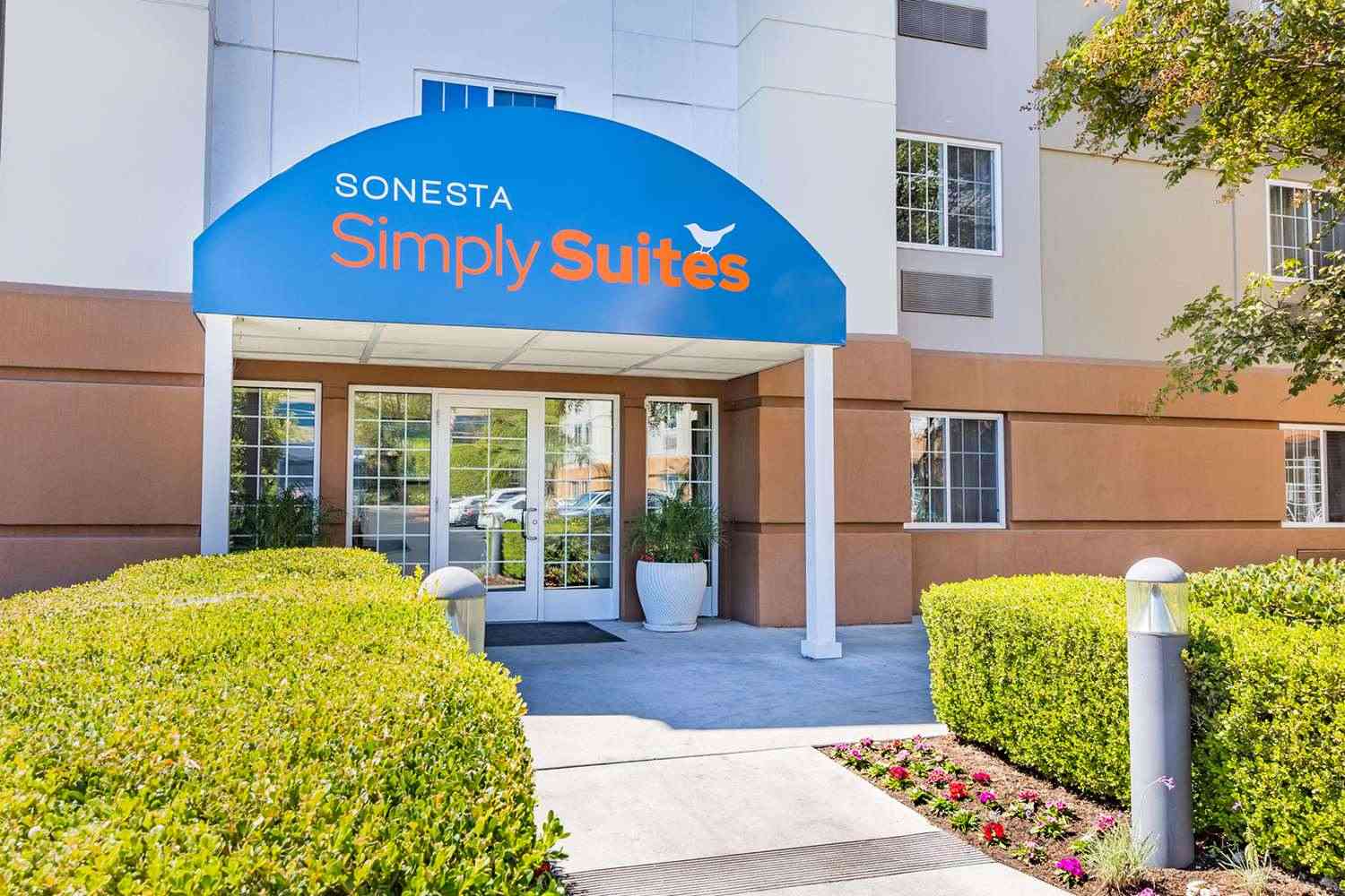 Sonesta Simply Suites Denver West Federal Center in Lakewood, CO