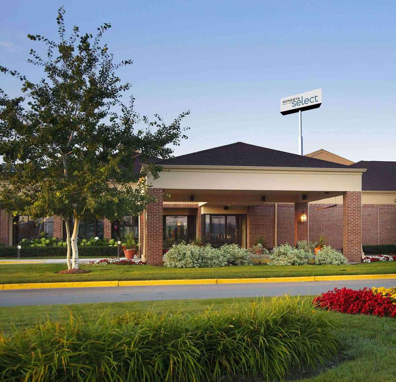 布鲁克菲尔德, WI 的 Sonesta Select Milwaukee Brookfield