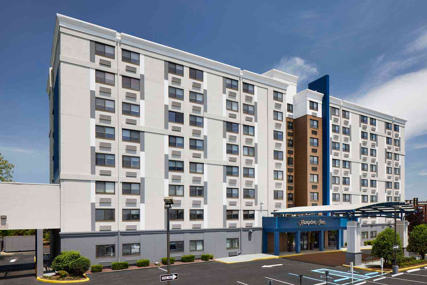 Hampton Inn Newark Airport in Newark, NJ