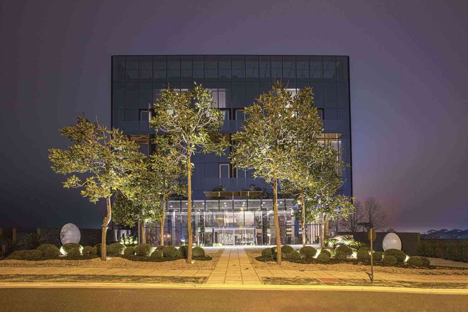 Suryaa Hotel Pinhais, Curio Collection by Hilton a Pinhais, BR