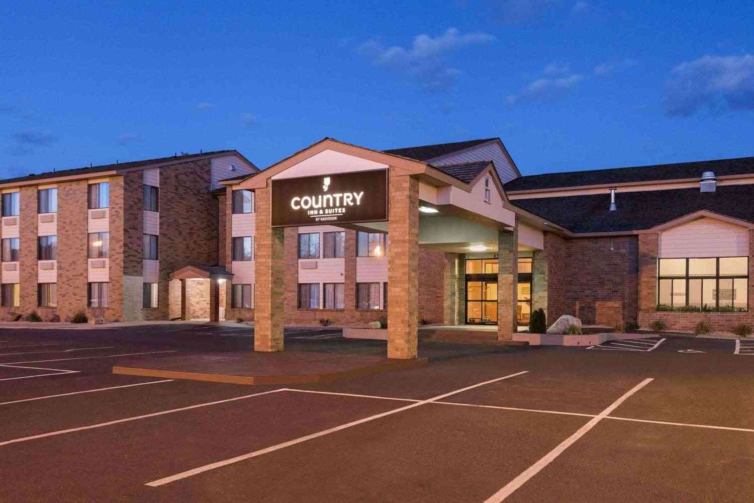 Country Inn & Suites By Radisson Coon Rapids, MN в Coon Rapids, MN