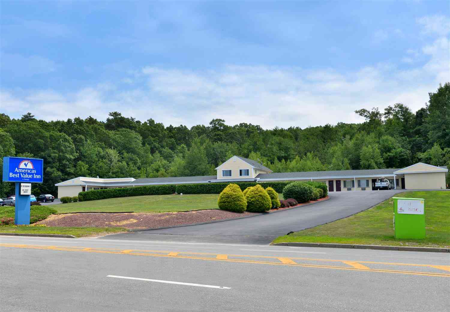 Americas Best Value Inn Providence North Scituate в Providence, RI