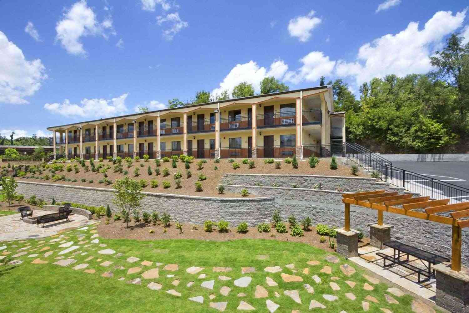 Days Inn by Wyndham Fultondale i Fultondale, AL