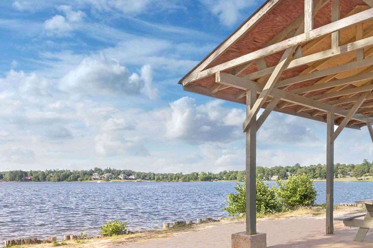 Days Inn by Wyndham Lexington, Lexington, TN