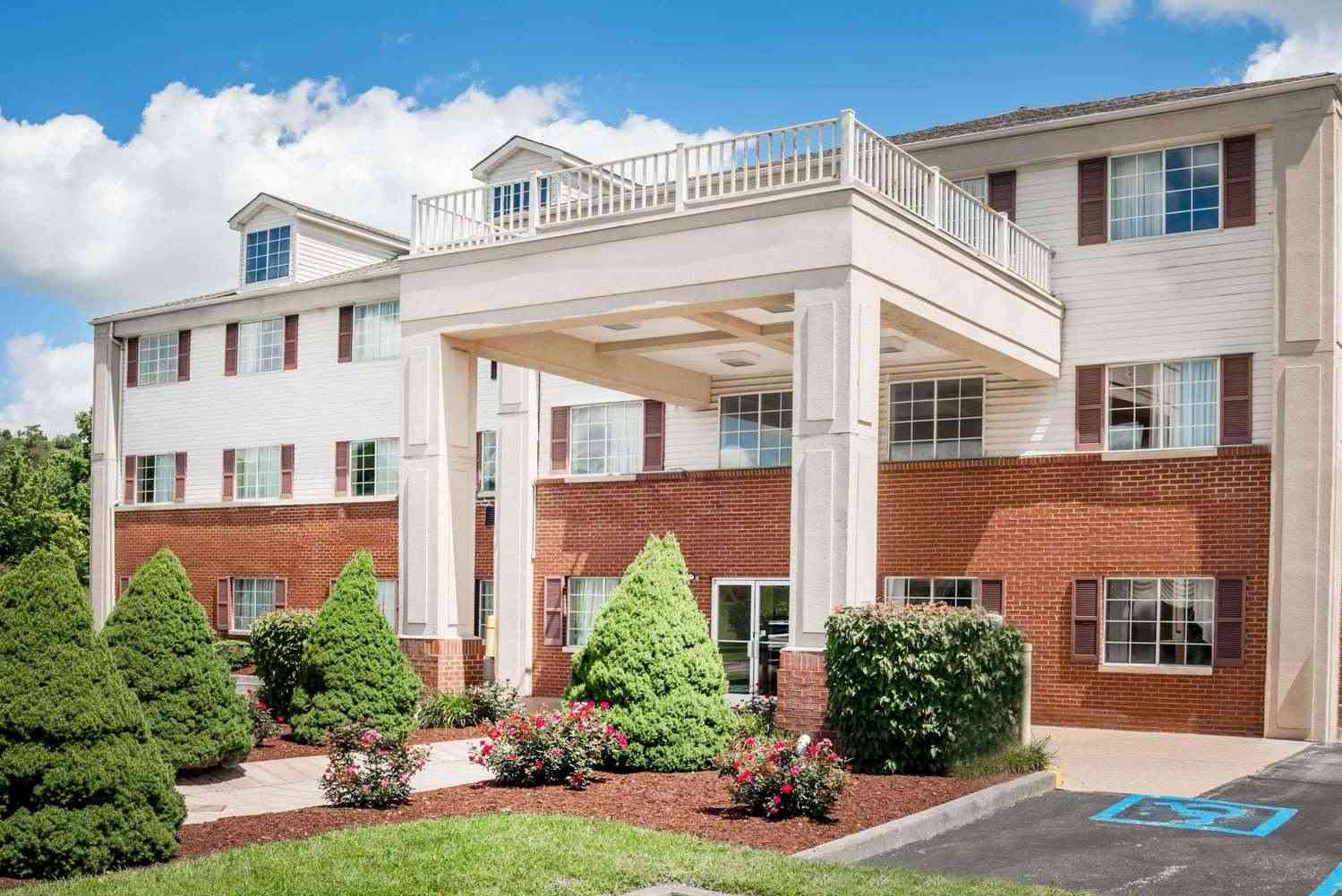 Days Inn by Wyndham Norton, Norton, VA