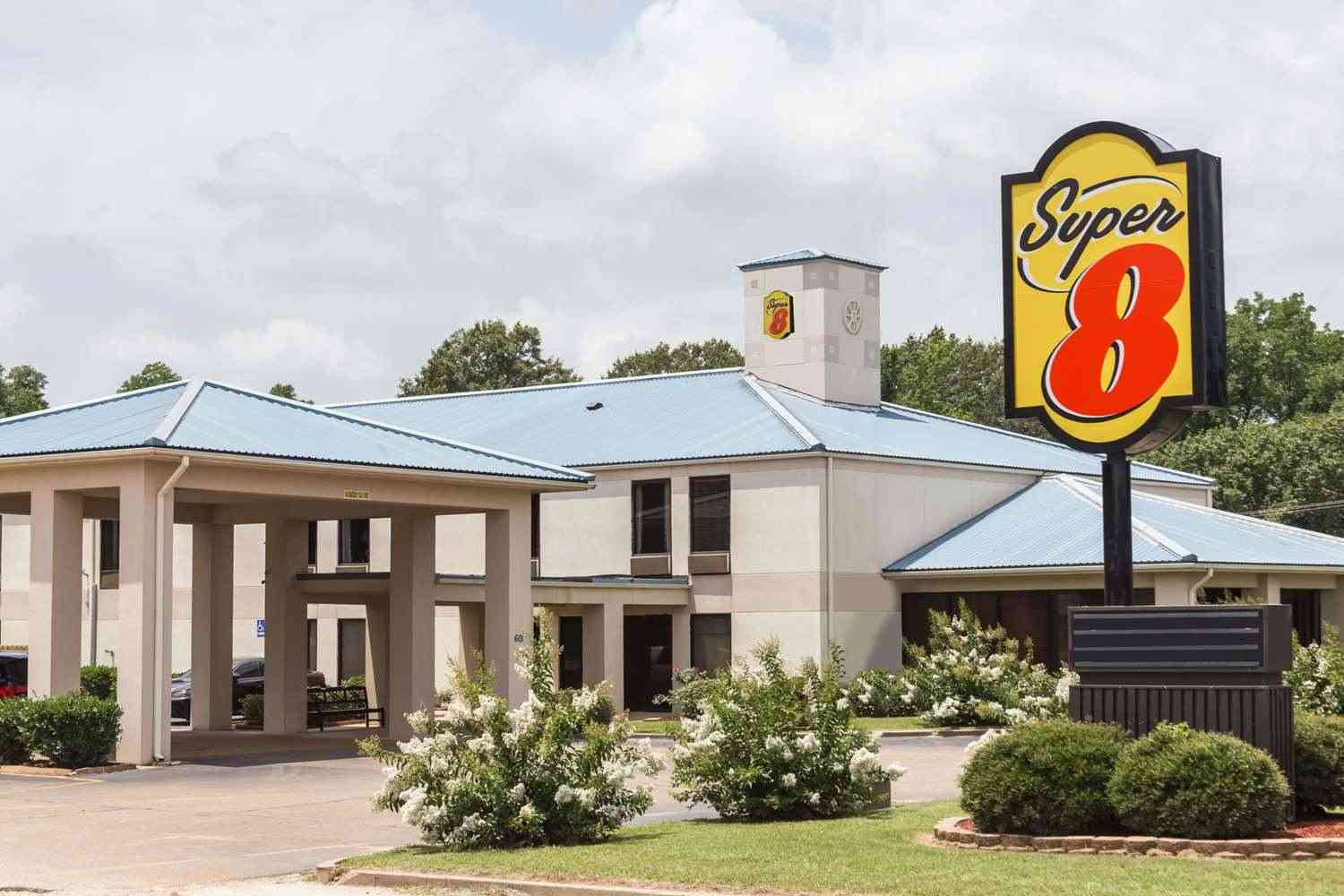 Super 8 by Wyndham Indianola a Indianola, MS