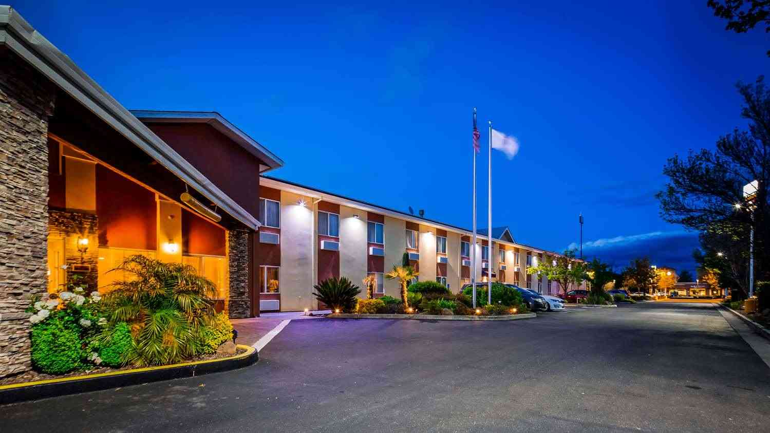 Best Western Plus Corning Inn em Corning, CA