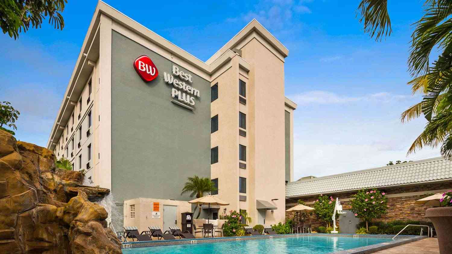 Best Western Plus Hollywood/Aventura in Hallandale Beach, FL