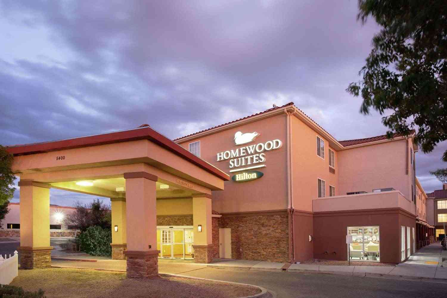 Homewood Suites by Hilton Albuquerque-Journal Center в Albuquerque, NM