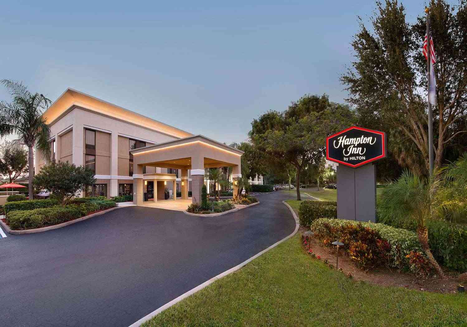 Naples, FL 的 Hampton Inn Naples-I-75