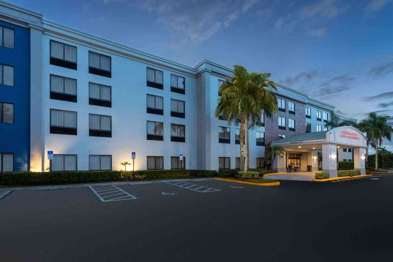 Hampton Inn & Suites Boynton Beach in Boynton Beach, FL