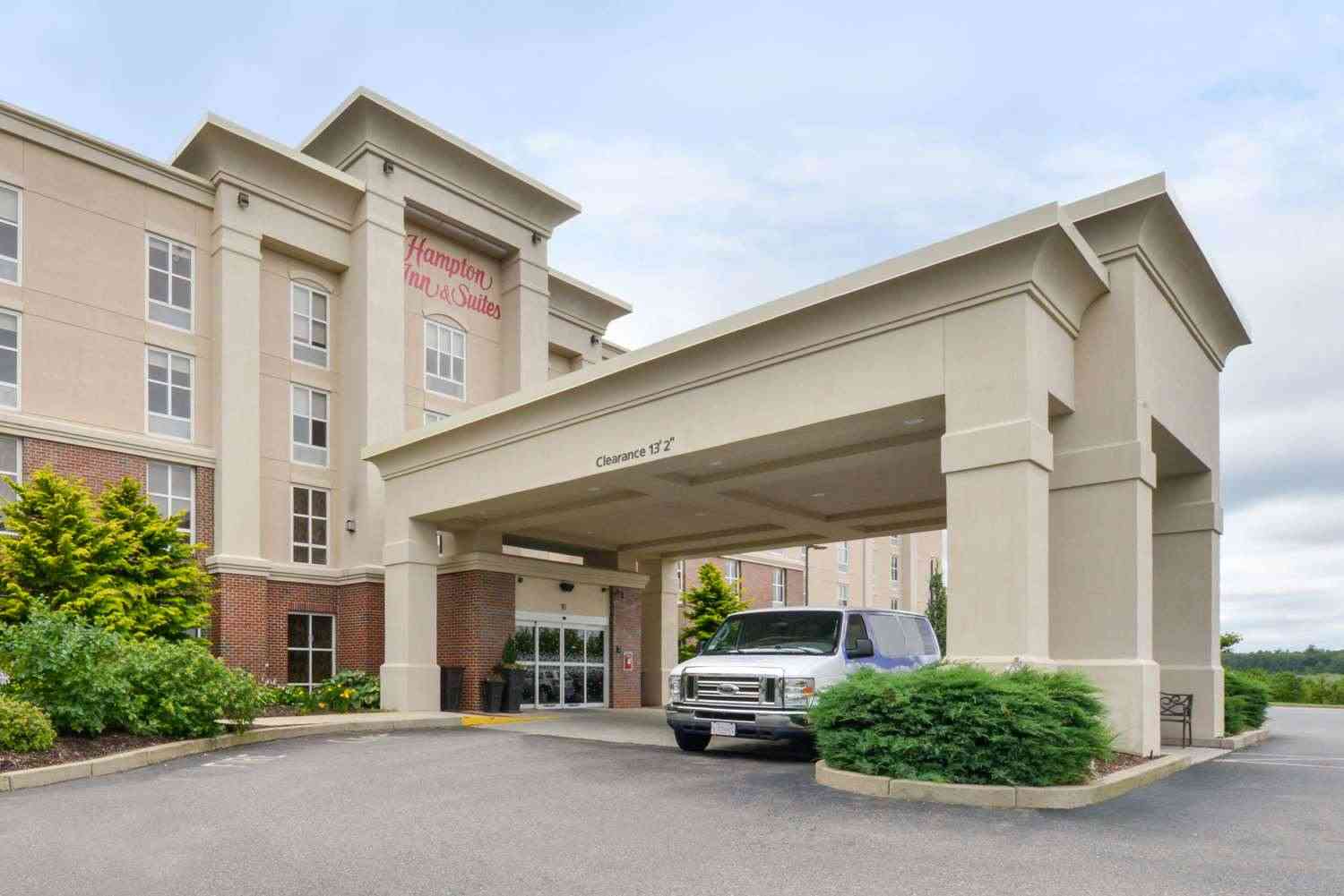 Hampton Inn & Suites Plymouth in Plymouth, MA