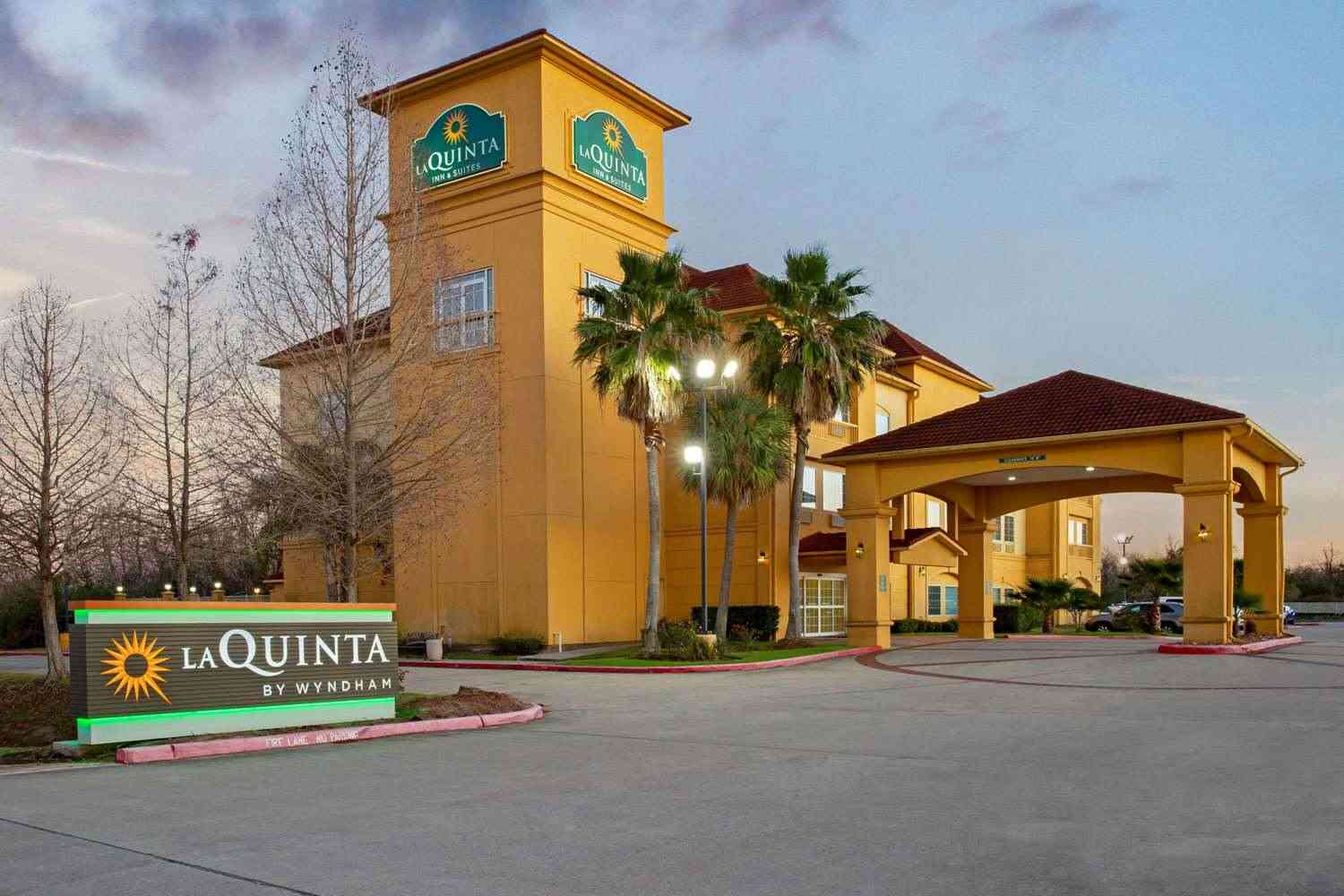 La Quinta Inn & Suites by Wyndham Pearland - Houston South em Pearland, TX