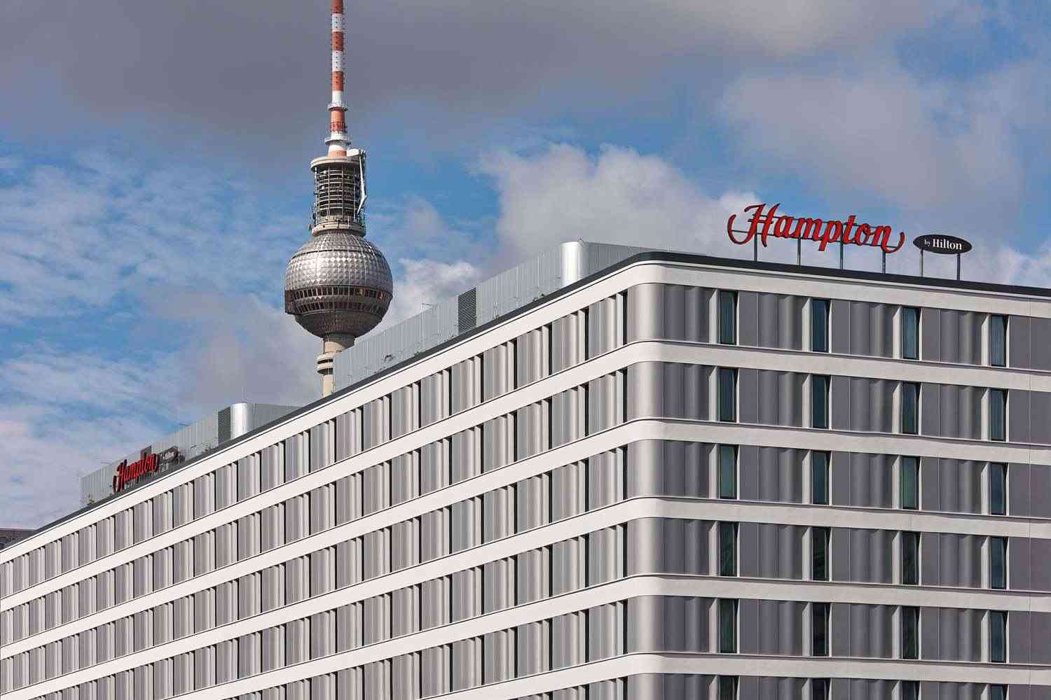 柏林, DE 的 Hampton by Hilton Berlin City Centre Alexanderplatz