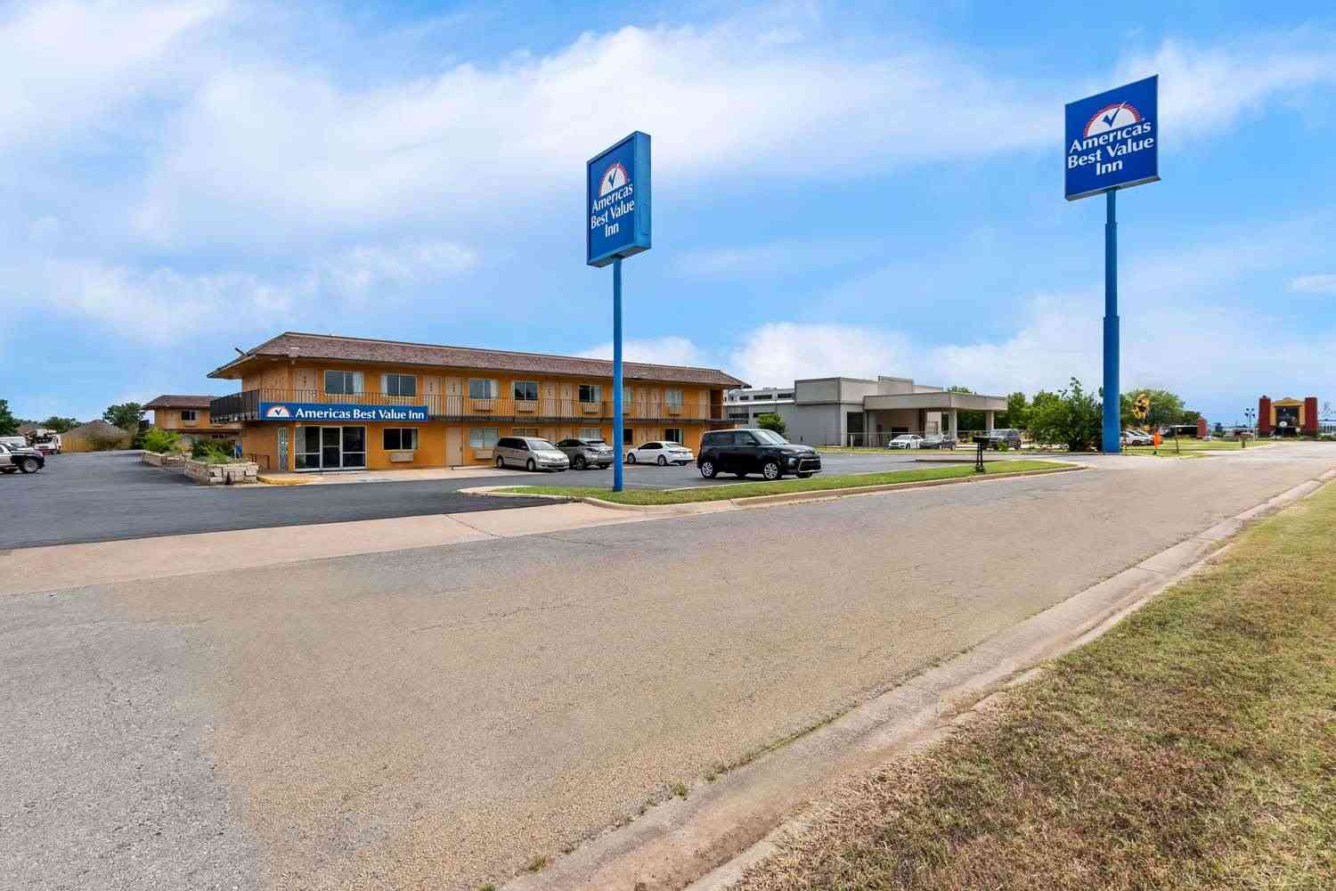 Americas Best Value Inn Stillwater in Stilles Wasser, OK