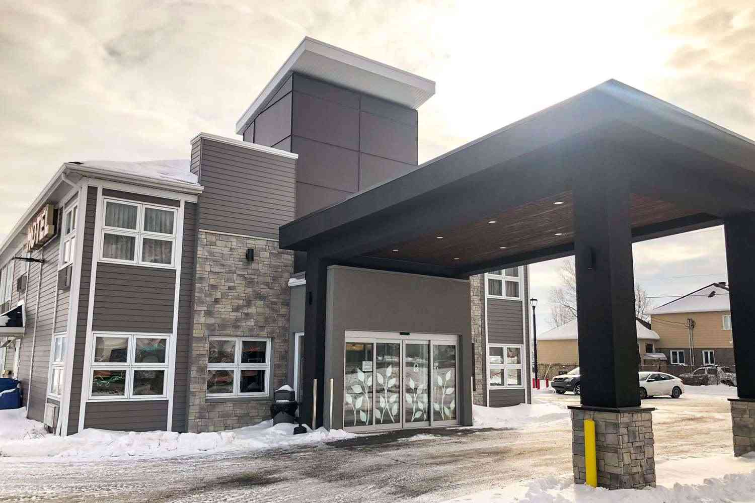 Sleep Inn & Suites Quebec City East, Boischatel, QC