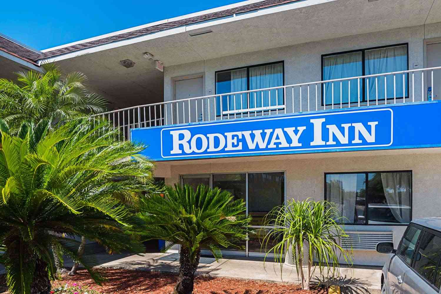Rodeway Inn Kissimmee Maingate West в Kissimmee, FL