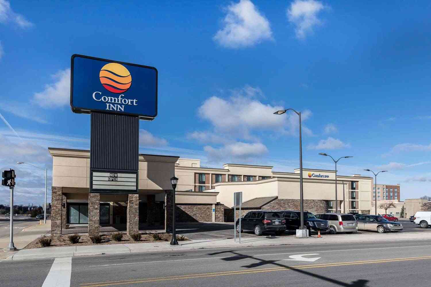 Bay City, MI 的 Comfort Inn Bay City - Riverfront