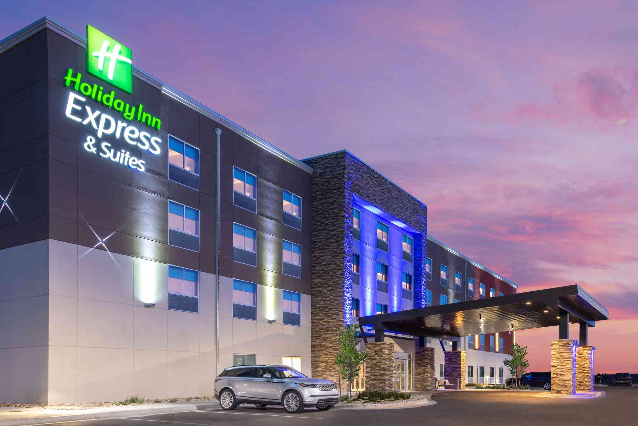 Holiday Inn Express & Suites Colorado Springs South I-25 в Колорадо-Спрингс, CO