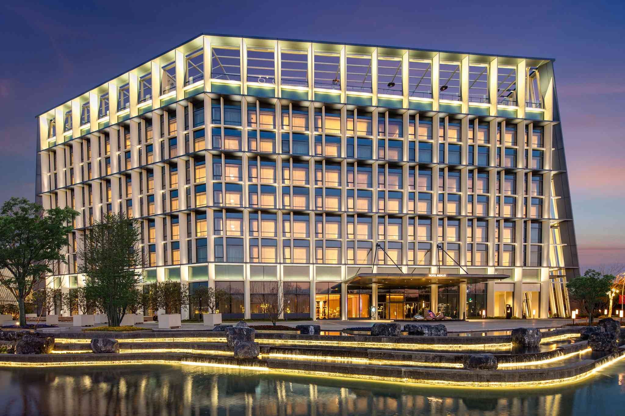 Hotel Indigo Wuxi Taihu New City в Уси, CN