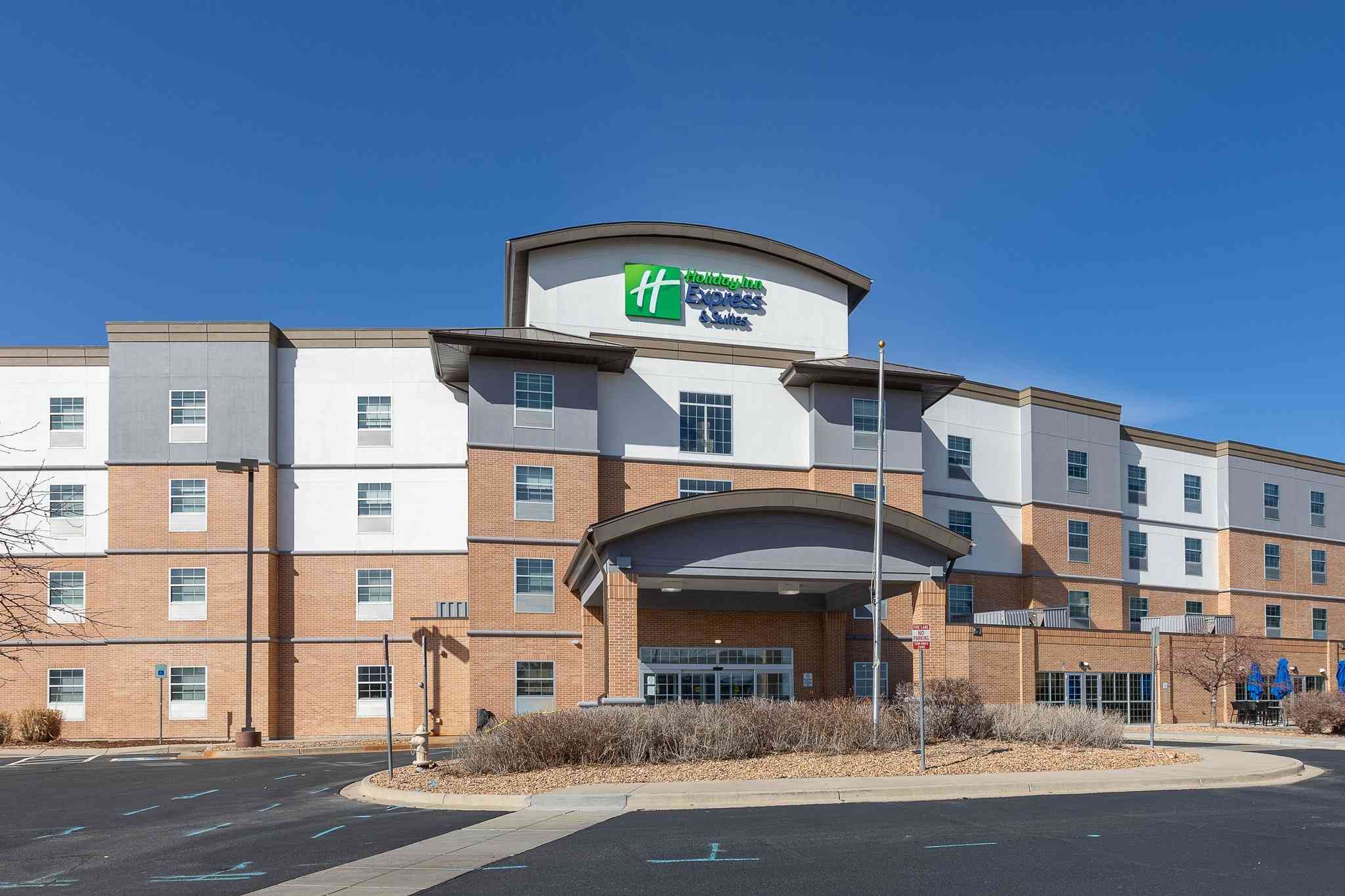 Holiday Inn Express & Suites Englewood - Denver South in Englewood, CO