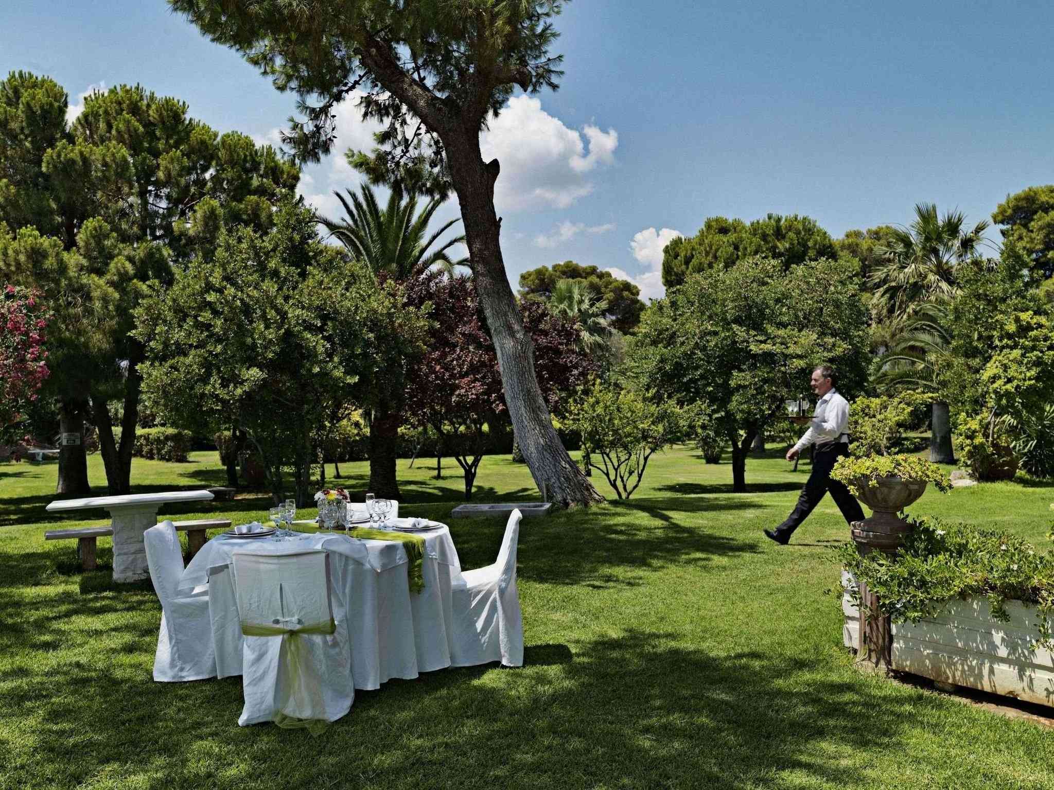 Kalamaki Beach Hotel a Athens, GR