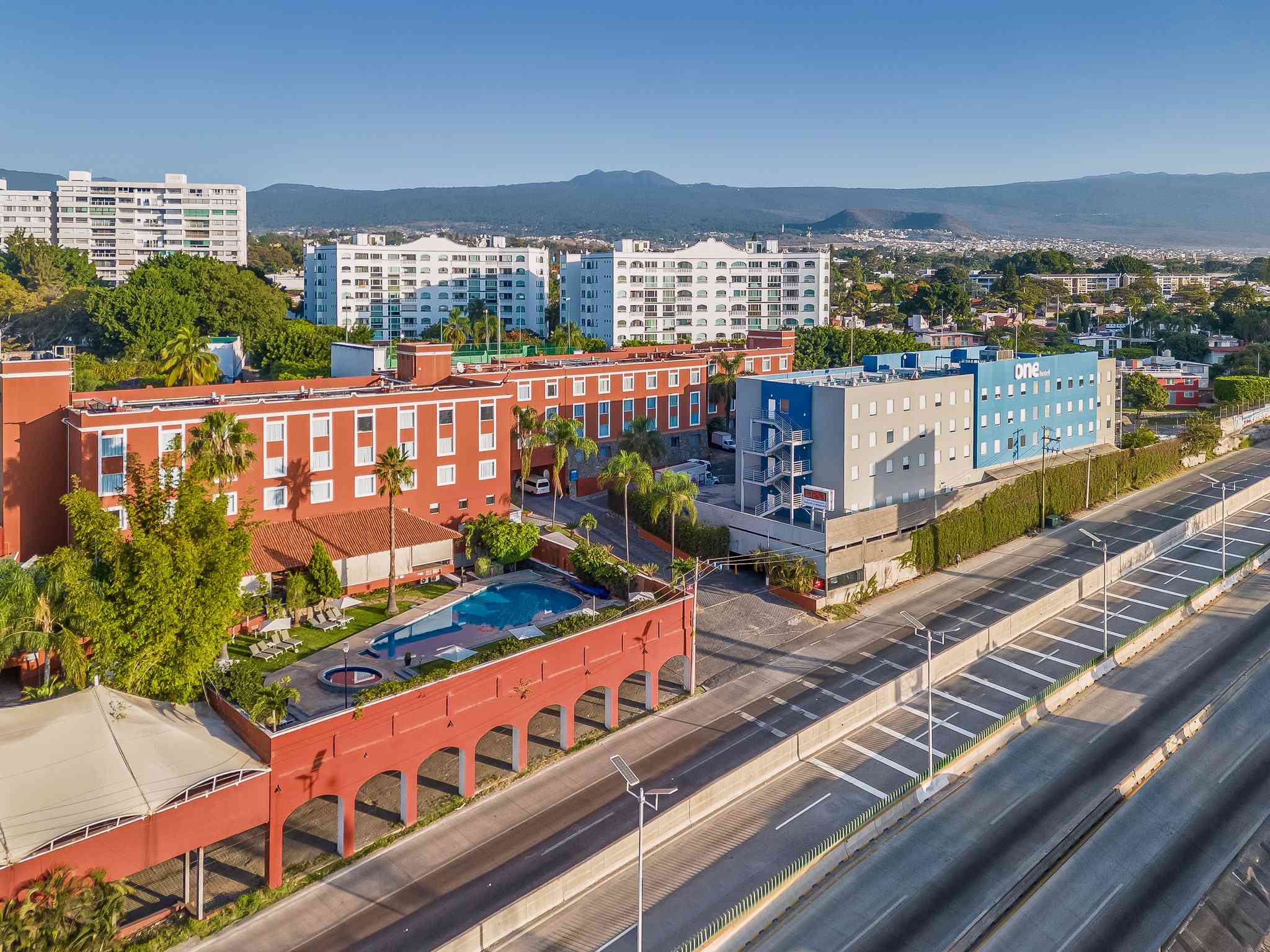 Cuernavaca, MX 的 Fiesta Inn Cuernavaca