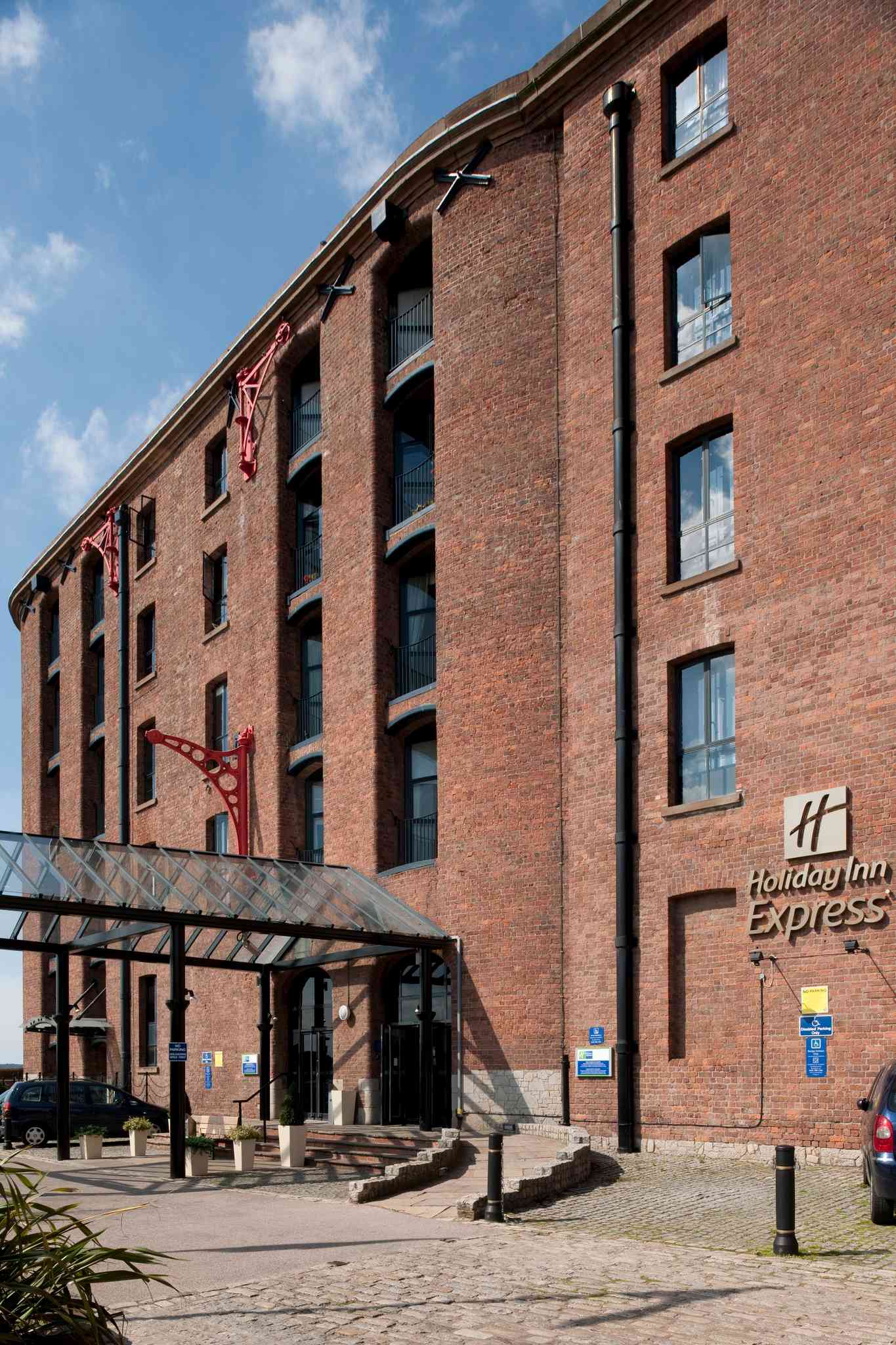 Holiday Inn Express Liverpool-Albert Dock в Ливерпуль, GB1