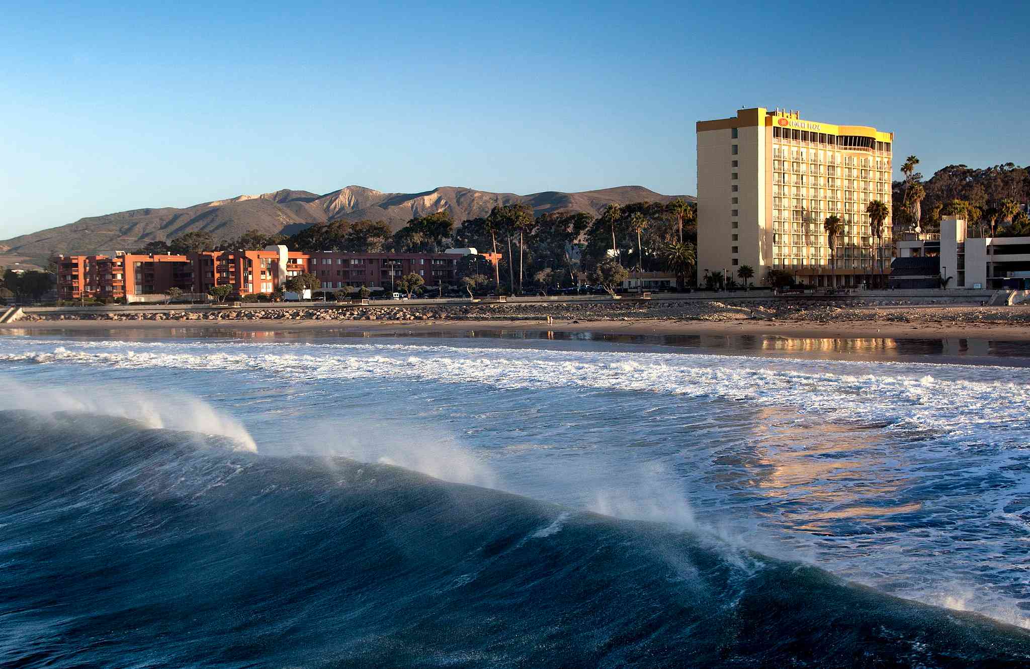 Crowne Plaza Ventura Beach in Ventura, CA