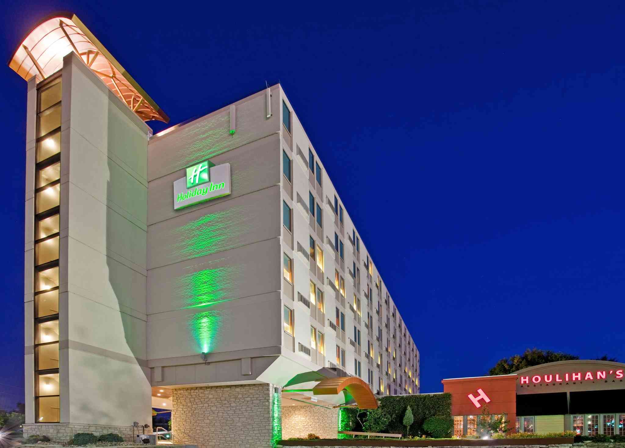 Holiday Inn Manhattan At The Campus in แมนฮัตตัน, KS