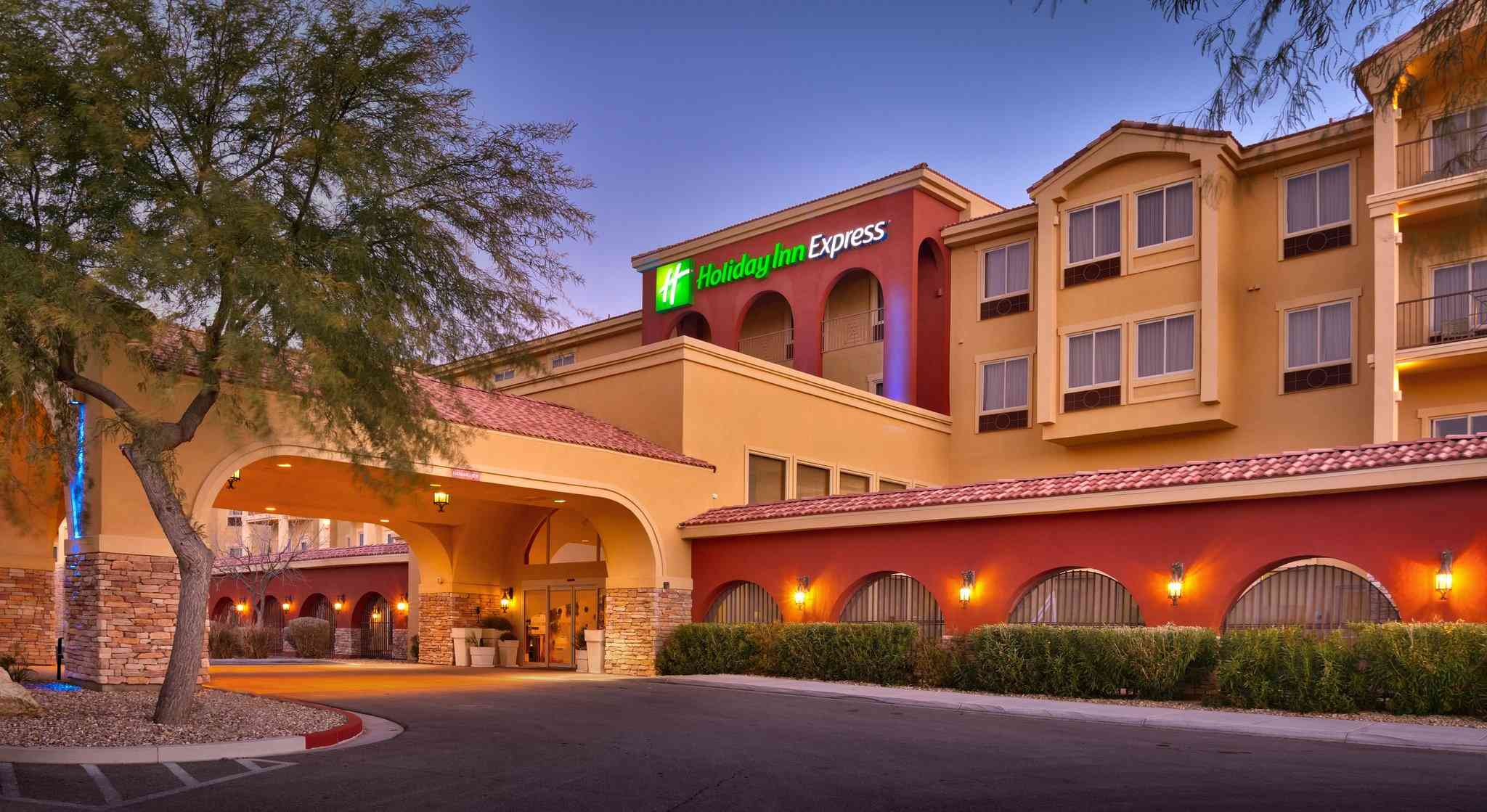 Holiday Inn Express Hotel & Suites Mesquite in Mesquite, NV