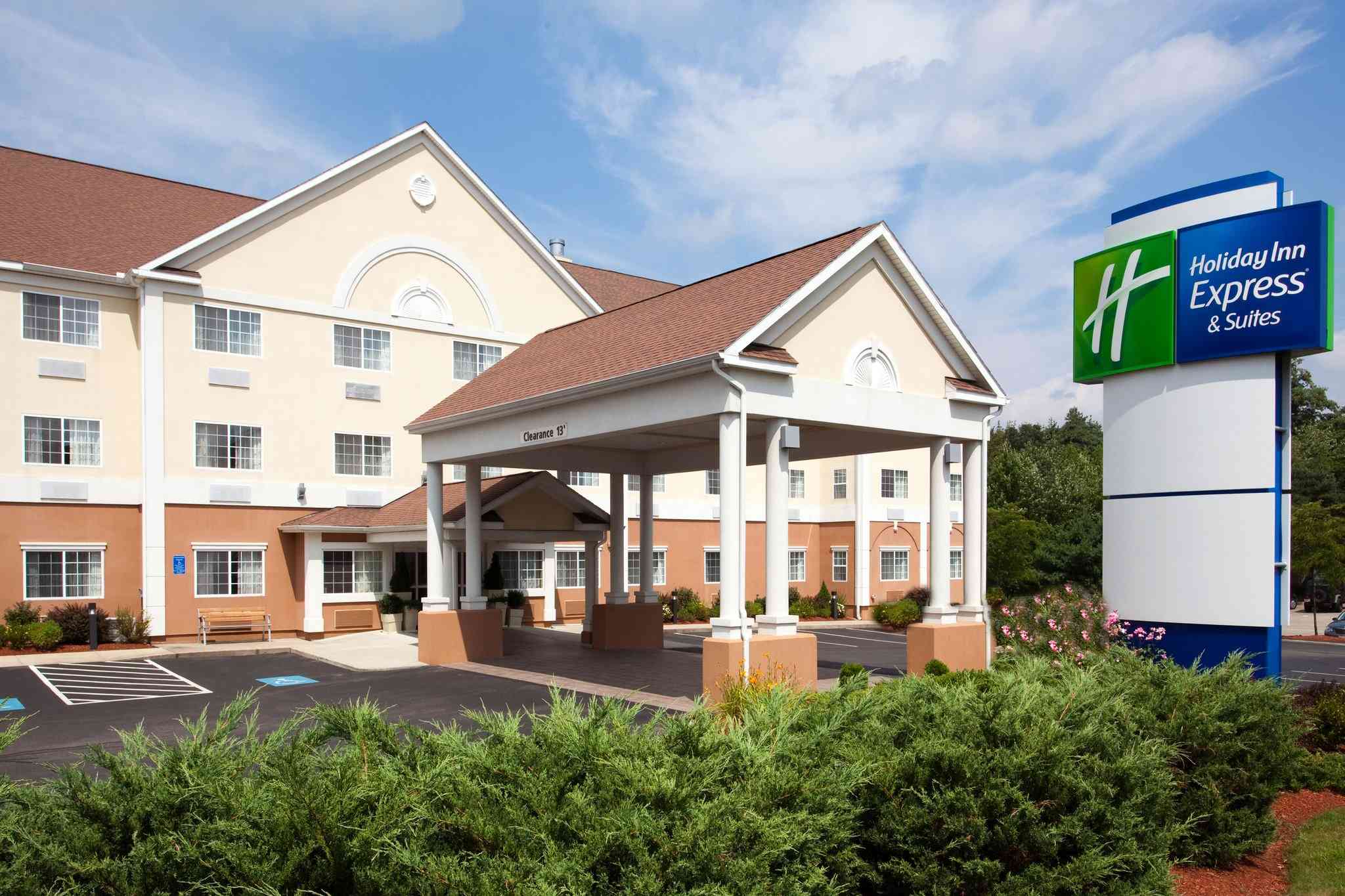 Holiday Inn Express Hotel & Suites Boston - Marlboro, Hudson, MA