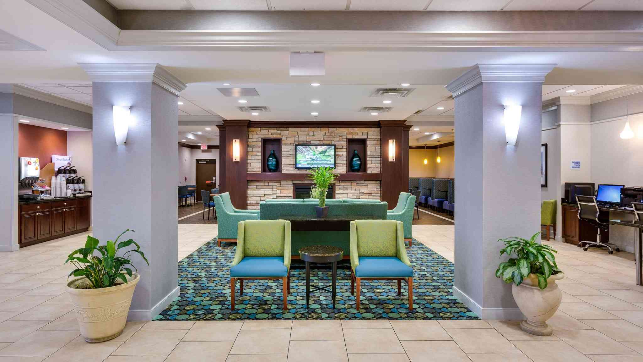 Holiday Inn Express Washington Dc Sw - Springfield в Спрингфилд, VA