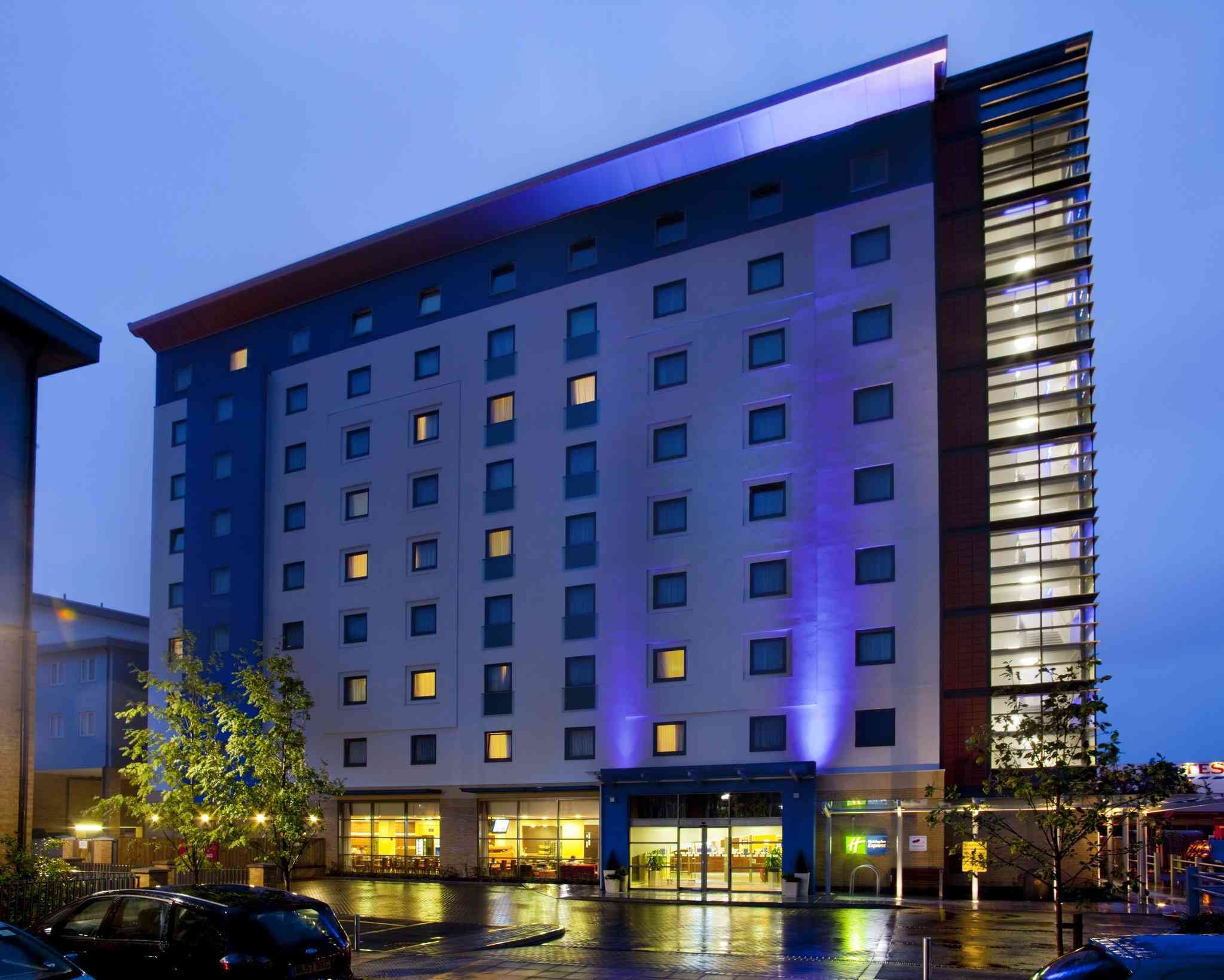 スラウ, GB1におけるHoliday Inn Express Slough (Accepting reservations from 01st Oct, 2022)