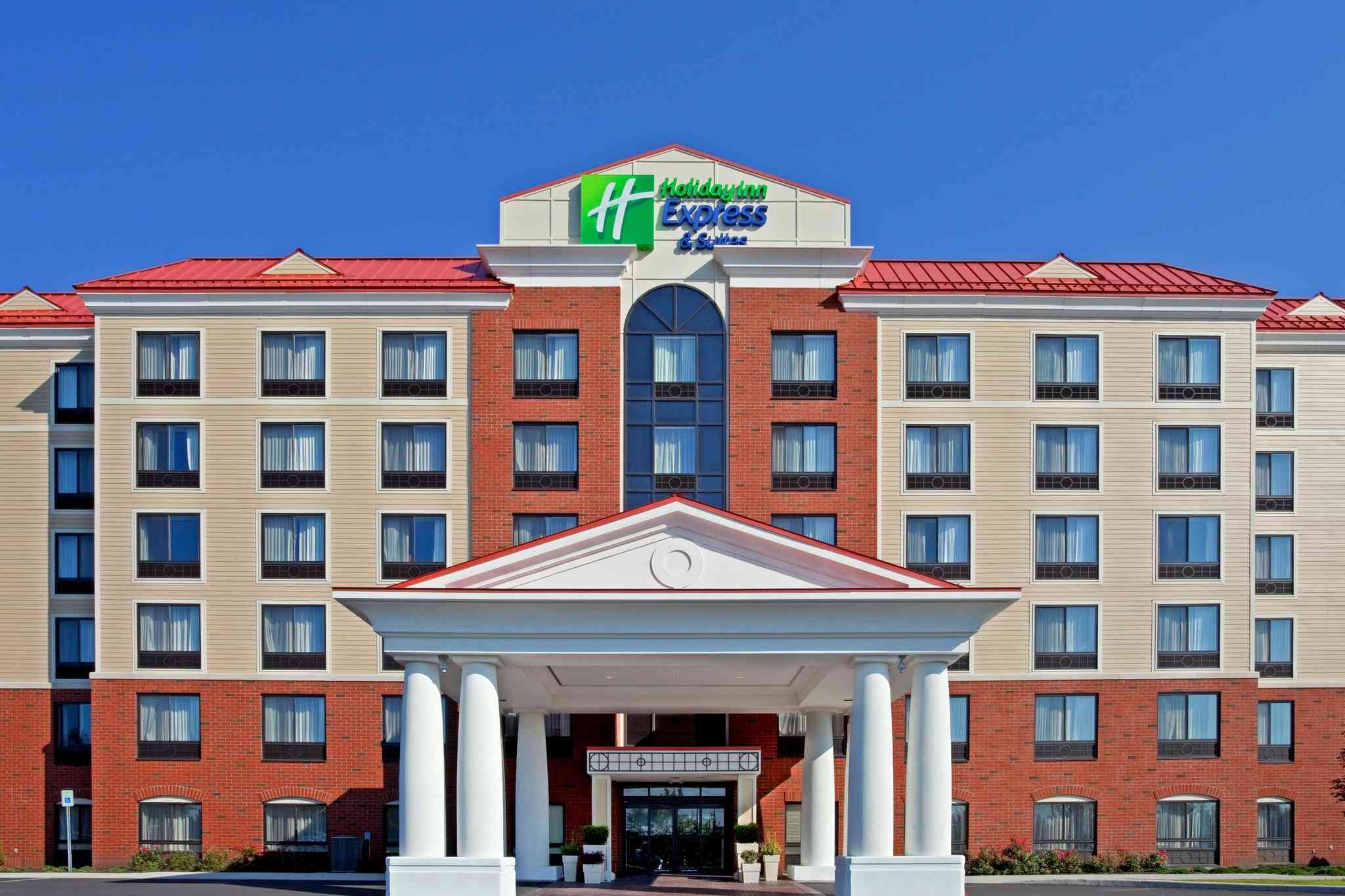 Holiday Inn Express & Suites Albany Aiport Area-Latham em Glen Falls, NY