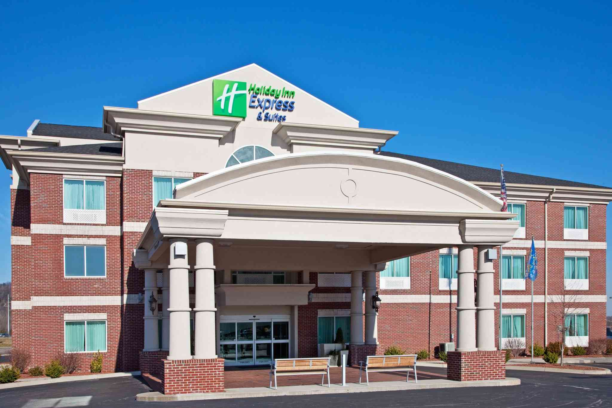 Holiday Inn Express Hotel & Suites Louisville South-Hillview a Hillview, KY
