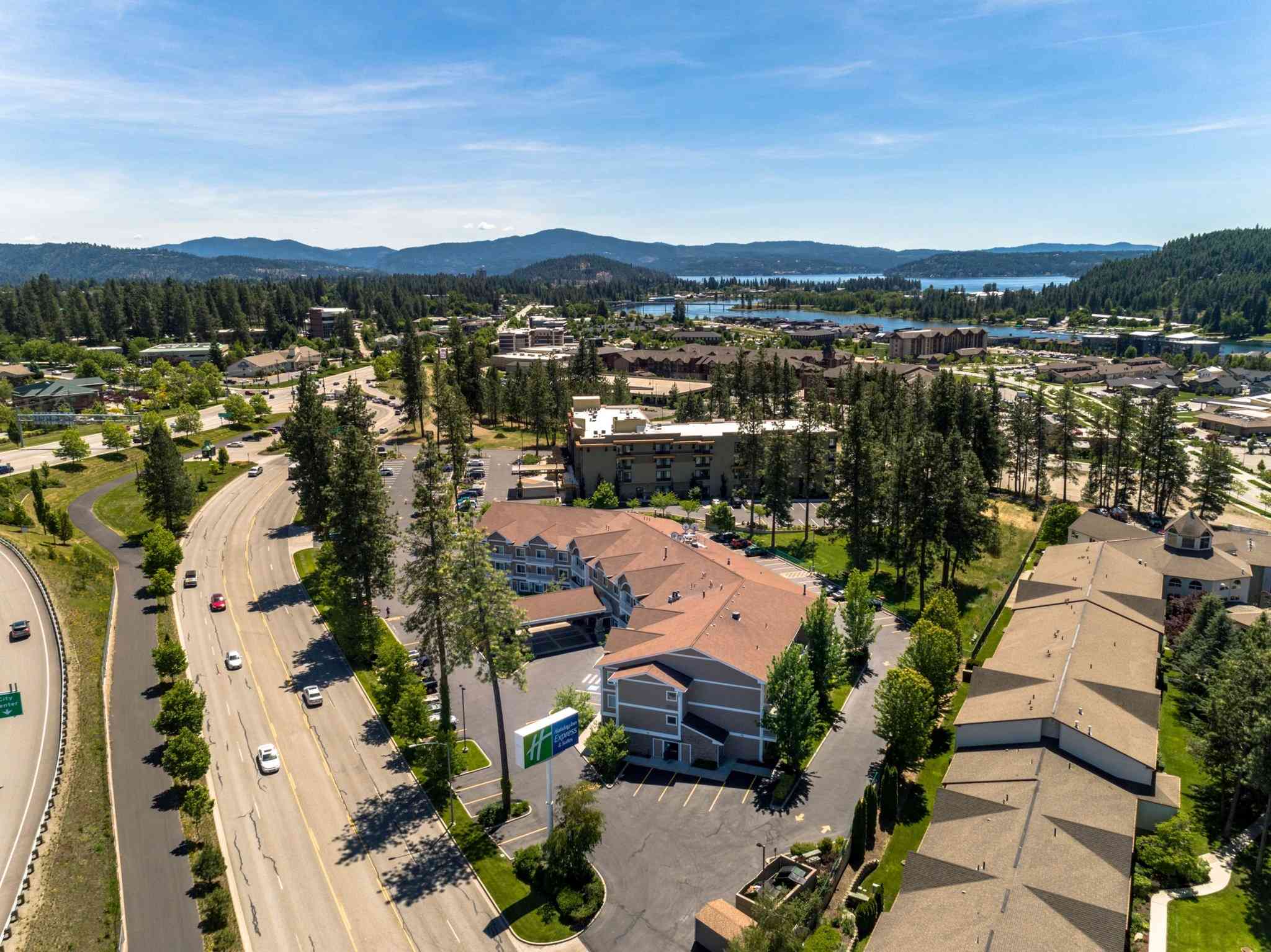 Holiday Inn Express Hotel & Suites Coeur D Alene I-90 Exit 11 in โคเออร์ ดอเลน, ID
