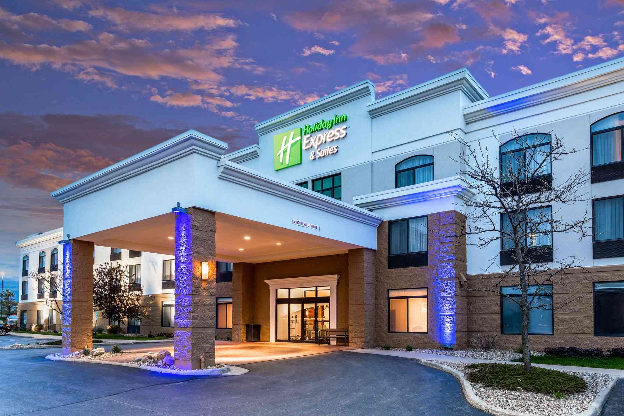 シーダーフォールズ, IAにおけるHoliday Inn Express & Suites Cedar Falls 